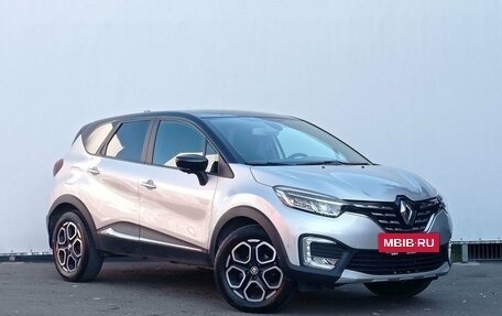 Renault Kaptur I рестайлинг, 2021 год, 1 935 000 рублей, 3 фотография