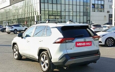 Toyota RAV4, 2021 год, 4 024 200 рублей, 7 фотография