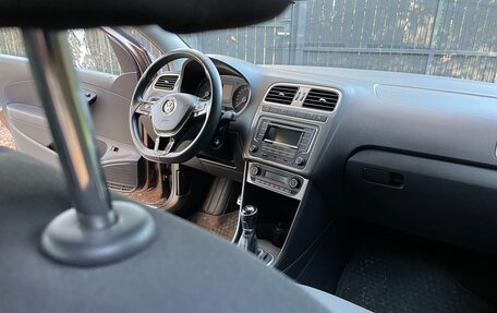 Volkswagen Polo VI (EU Market), 2016 год, 1 500 000 рублей, 9 фотография