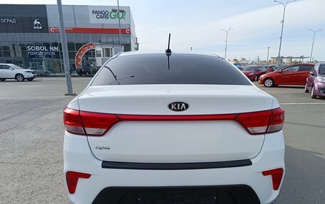 KIA Rio III рестайлинг, 2017 год, 1 299 000 рублей, 6 фотография