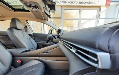 Hyundai Elantra, 2024 год, 2 960 000 рублей, 25 фотография