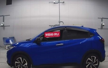 Honda Vezel, 2021 год, 2 200 000 рублей, 3 фотография