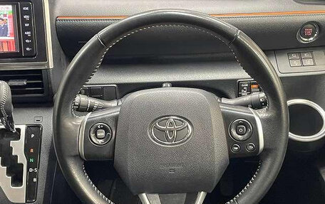 Toyota Sienta II, 2021 год, 1 085 000 рублей, 4 фотография