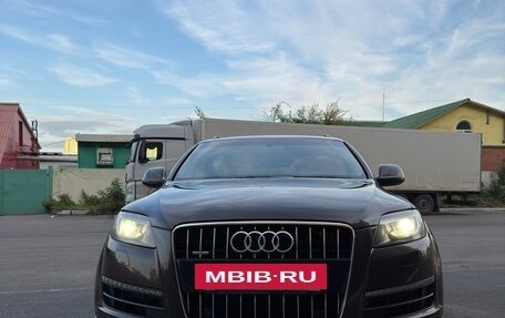 Audi Q7, 2013 год, 2 800 000 рублей, 8 фотография