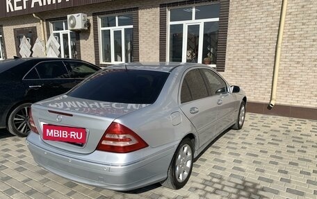 Mercedes-Benz C-Класс, 2006 год, 960 000 рублей, 5 фотография