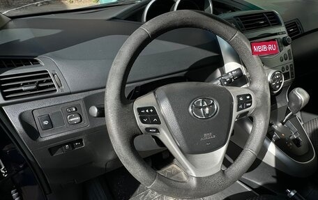 Toyota Verso I, 2011 год, 1 090 000 рублей, 9 фотография