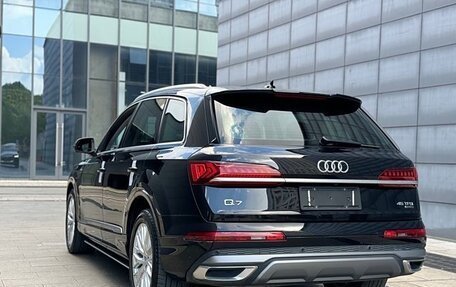 Audi Q7, 2021 год, 5 фотография