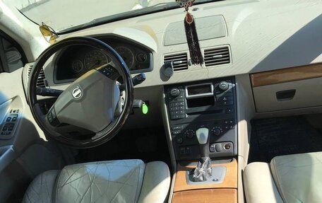 Volvo XC90 II рестайлинг, 2004 год, 440 000 рублей, 9 фотография