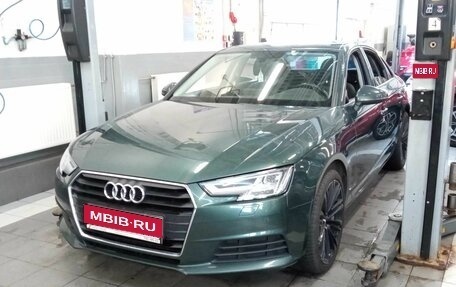 Audi A4, 2018 год, 2 450 000 рублей, 1 фотография