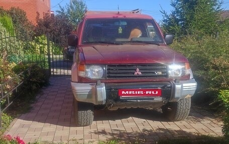 Mitsubishi Pajero III рестайлинг, 1992 год, 290 000 рублей, 3 фотография