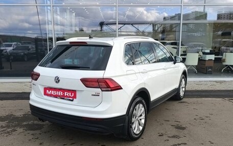 Volkswagen Tiguan II, 2017 год, 2 490 000 рублей, 5 фотография