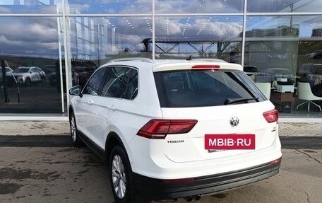 Volkswagen Tiguan II, 2017 год, 2 490 000 рублей, 7 фотография