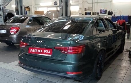 Audi A4, 2018 год, 2 450 000 рублей, 3 фотография