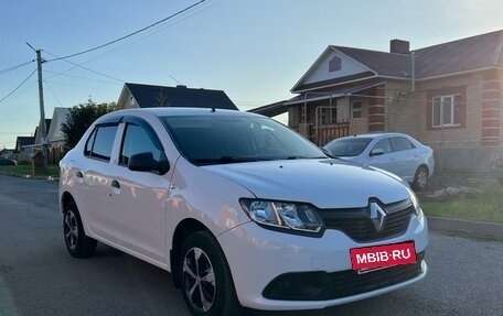 Renault Logan II, 2017 год, 655 000 рублей, 2 фотография