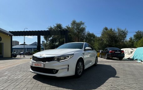 KIA Optima IV, 2017 год, 1 600 000 рублей, 9 фотография