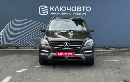 Mercedes-Benz M-Класс, 2012 год, 2 400 000 рублей, 3 фотография