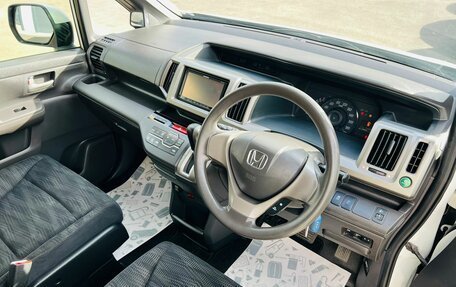 Honda Stepwgn IV, 2013 год, 2 199 000 рублей, 11 фотография