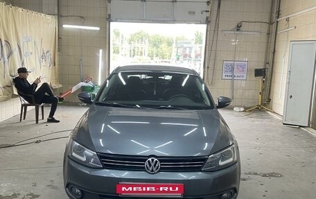 Volkswagen Jetta VI, 2012 год, 950 000 рублей, 19 фотография