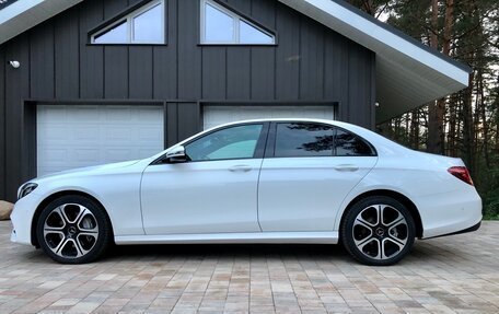 Mercedes-Benz E-Класс, 2018 год, 3 850 000 рублей, 2 фотография