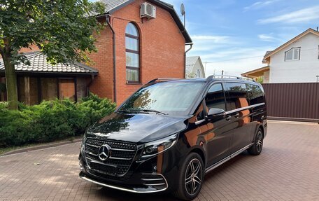 Mercedes-Benz V-Класс, 2024 год, 16 500 000 рублей, 3 фотография