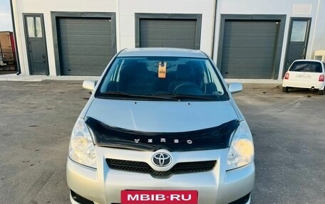 Toyota Corolla Verso I, 2007 год, 899 999 рублей, 9 фотография