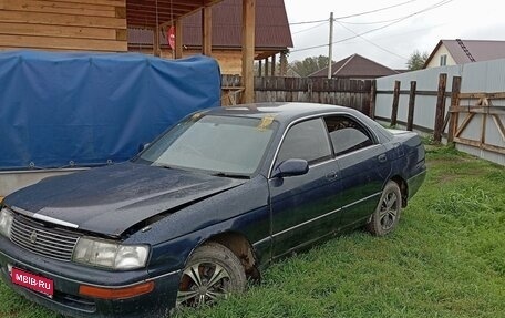 Toyota Crown, 1992 год, 300 000 рублей, 1 фотография