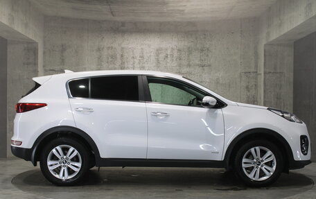 KIA Sportage IV рестайлинг, 2018 год, 1 975 000 рублей, 4 фотография