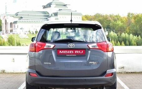 Toyota RAV4, 2013 год, 2 080 000 рублей, 6 фотография