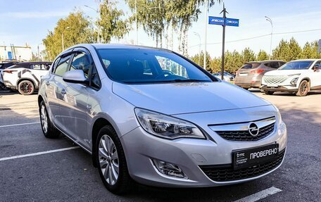 Opel Astra J, 2012 год, 842 000 рублей, 3 фотография