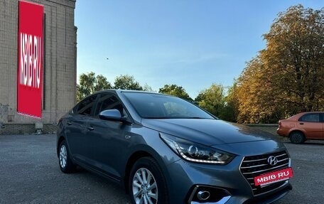 Hyundai Solaris II рестайлинг, 2017 год, 1 720 000 рублей, 4 фотография