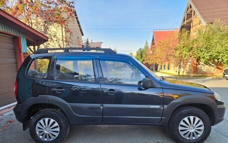 Chevrolet Niva I рестайлинг, 2010 год, 557 000 рублей, 14 фотография