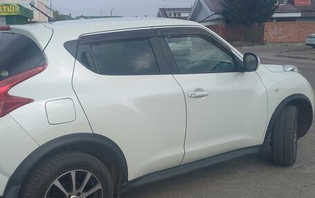 Nissan Juke II, 2011 год, 1 350 000 рублей, 15 фотография