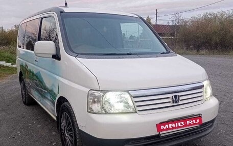 Honda Stepwgn II рестайлинг, 2002 год, 720 000 рублей, 21 фотография