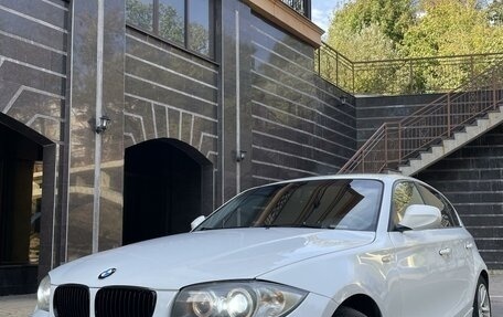 BMW 1 серия, 2011 год, 1 200 000 рублей, 1 фотография