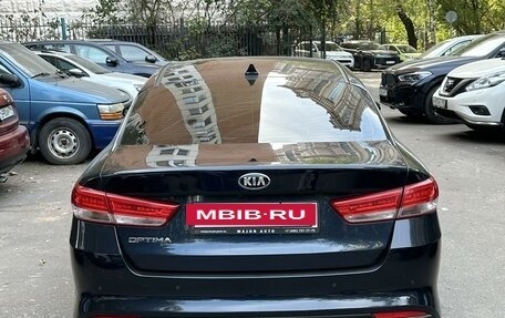 KIA Optima IV, 2017 год, 2 000 000 рублей, 4 фотография