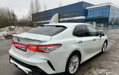 Toyota Camry, 2019 год, 2 835 000 рублей, 3 фотография