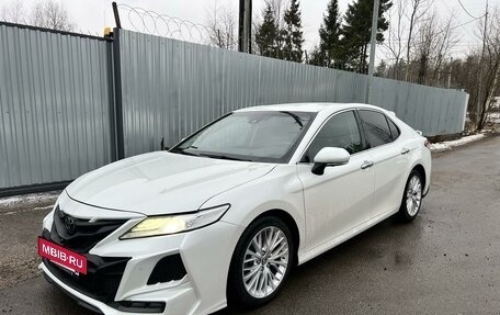 Toyota Camry, 2019 год, 2 835 000 рублей, 5 фотография