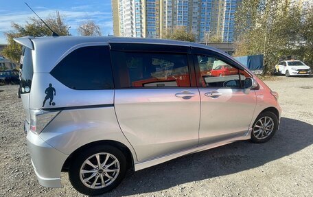 Honda Freed I, 2011 год, 1 200 000 рублей, 3 фотография