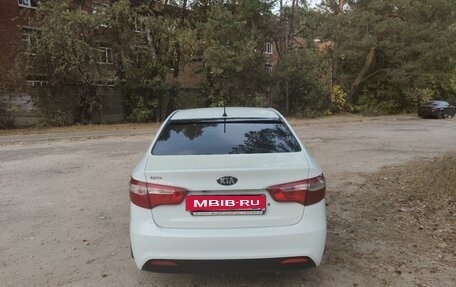 KIA Rio III рестайлинг, 2013 год, 665 000 рублей, 2 фотография