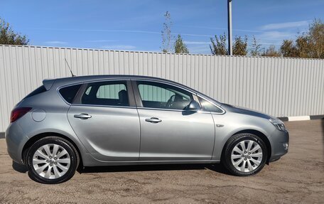 Opel Astra J, 2011 год, 1 850 000 рублей, 4 фотография