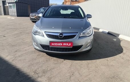 Opel Astra J, 2011 год, 1 850 000 рублей, 6 фотография