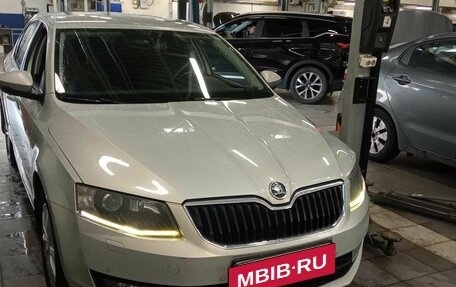 Skoda Octavia, 2014 год, 1 350 000 рублей, 2 фотография