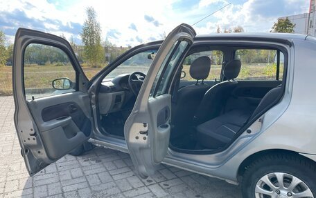 Renault Symbol I, 2005 год, 350 000 рублей, 11 фотография