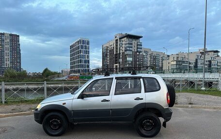 Chevrolet Niva I рестайлинг, 2005 год, 219 900 рублей, 2 фотография