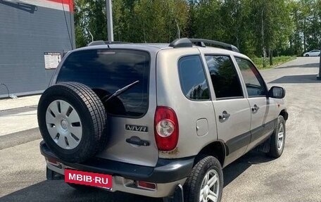 Chevrolet Niva I рестайлинг, 2008 год, 415 000 рублей, 3 фотография