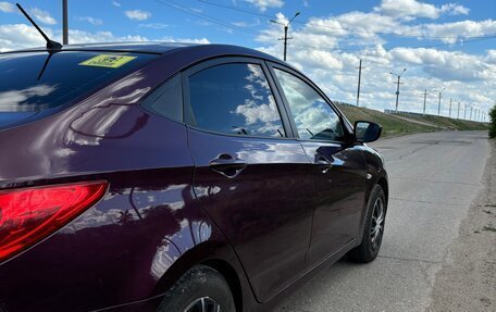 Hyundai Solaris II рестайлинг, 2011 год, 750 000 рублей, 10 фотография