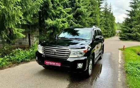 Toyota Land Cruiser 200, 2013 год, 4 050 000 рублей, 1 фотография