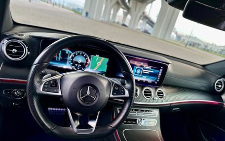 Mercedes-Benz E-Класс, 2018 год, 4 990 000 рублей, 13 фотография