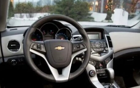 Chevrolet Cruze II, 2012 год, 720 000 рублей, 9 фотография