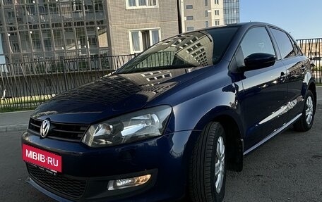 Volkswagen Polo VI (EU Market), 2011 год, 850 000 рублей, 2 фотография